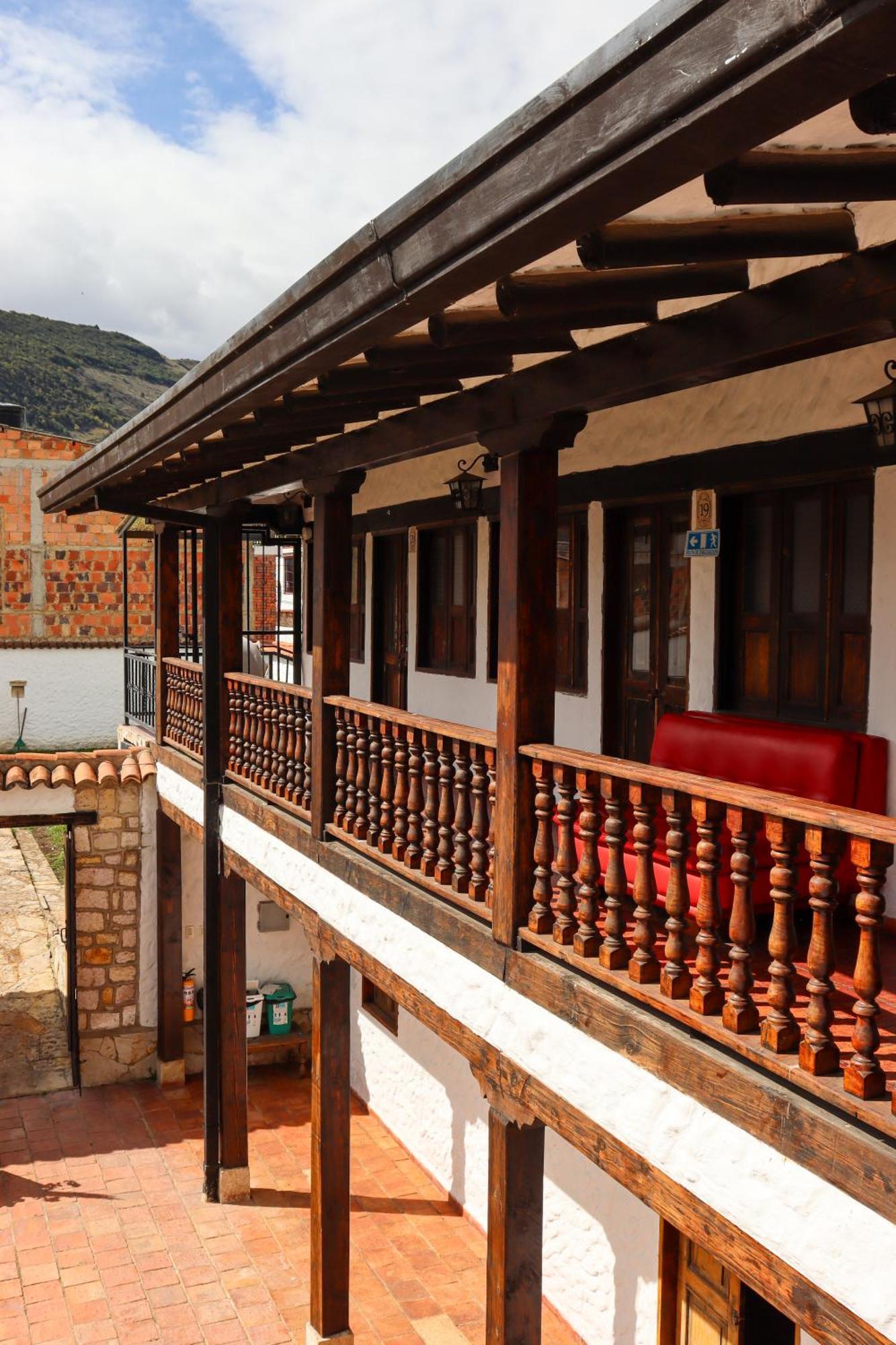 Hotel Casona Quesada à Bogotá Extérieur photo